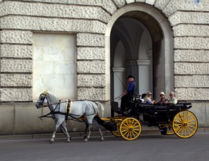 hofburg2.CR2